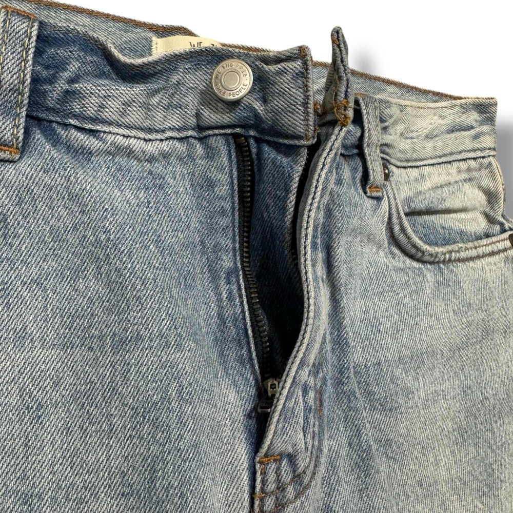 Free People We The Free Distressed Denim Mini Skirt Front Slit Size 27 - Picture 4 of 6